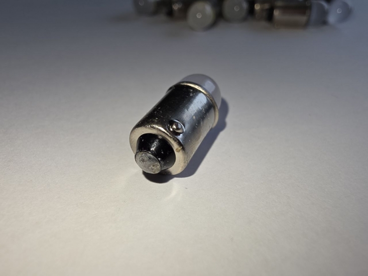T8-MAT(12) NONPOLAR Лампа светодиодная 12V T4W BA9s Белая