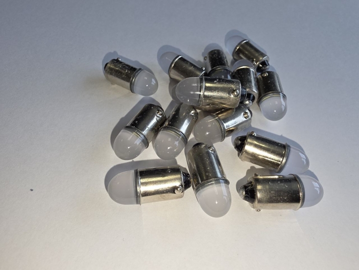 T8-MAT(12) NONPOLAR Лампа светодиодная 12V T4W BA9s Белая