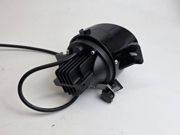 BD8016 Универсальне ПТФ 12-24V, Мощность 30W, ЧИП: 3570, IP 65, Режим: Ближний