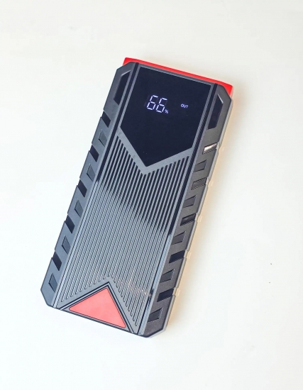 BLY-DFK Пуско-зарядное устройство 25000 mAh, пусковой ток: 1200A, пиковый ток: 2400A, размеры: 212*1