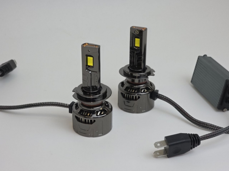 0240477504 Комплект светодидных ламп SVS H7/H18 серии WildLight (4775CSP/11000Lm/6000K/12V/100W/кулер)