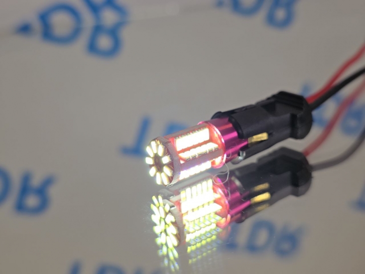 X0060 Лампа светодиодная габаритная T10 12V 2.2W (1 шт.)