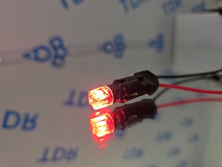 BS-T10-GC-4NP12V RD лампа светодиодная W5W 11-18В (комплект 2 шт)