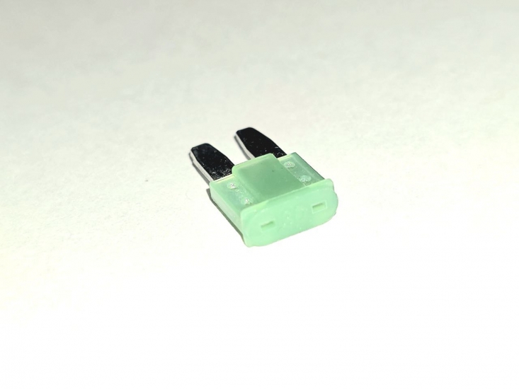 904922 Предохранитель MICRO2 30А (9,1x3,8мм,h15,3) APF-105