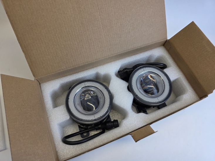 Противотуманные фары LM-RU2401