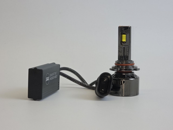 0240477507Комплект светодидных ламп SVS HB4(9006) серии WildLight (4775CSP/11000Lm/6000K/12V/100W/кулер)
