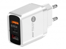 UNNK-4-2-02-QCPD Сетевое зарядное устройство 2 USB черный WIIX