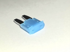 904919 Предохранитель MICRO2 15А (9,1x3,8мм,h15,3) APF-105